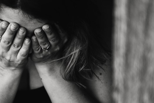 adult-alone-anxious-568027